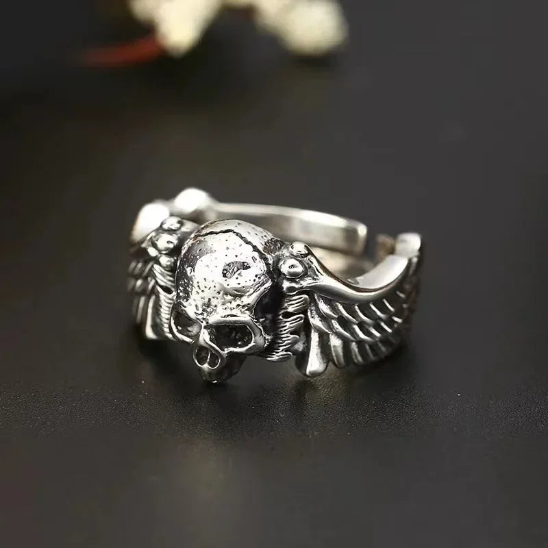 Bague Anneau avec Tête de Mort