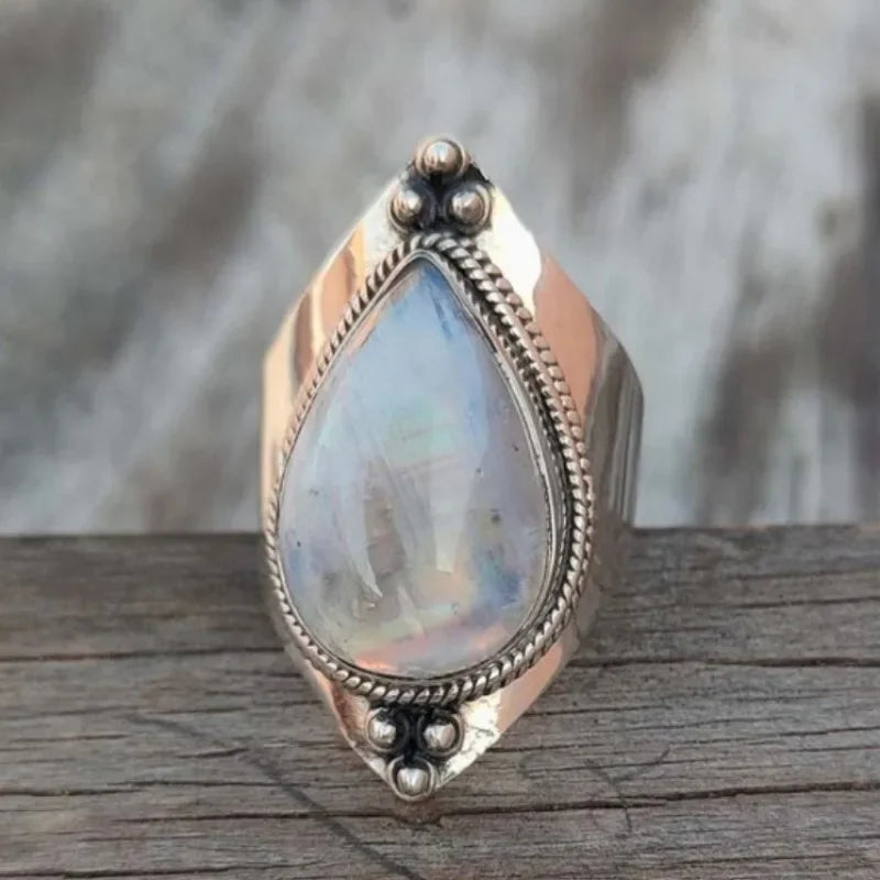 Bague Ethnique avec Pierre de Lune