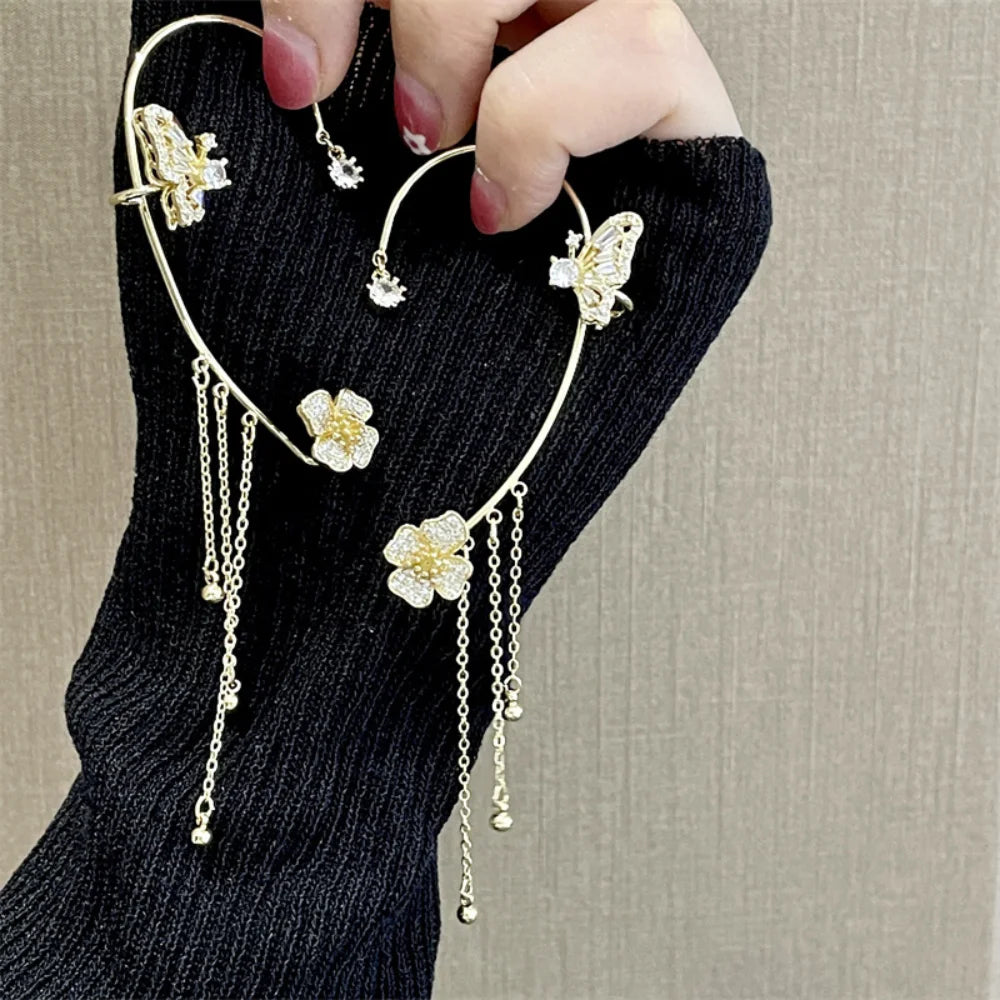 Butterfly earrings with zircons 