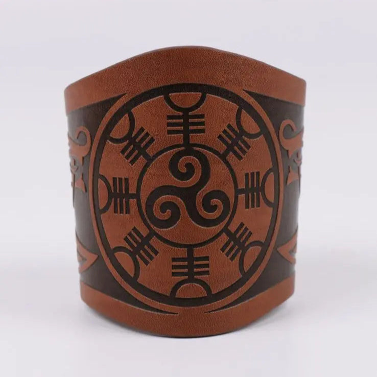 Vikingų apyrankė Triskel