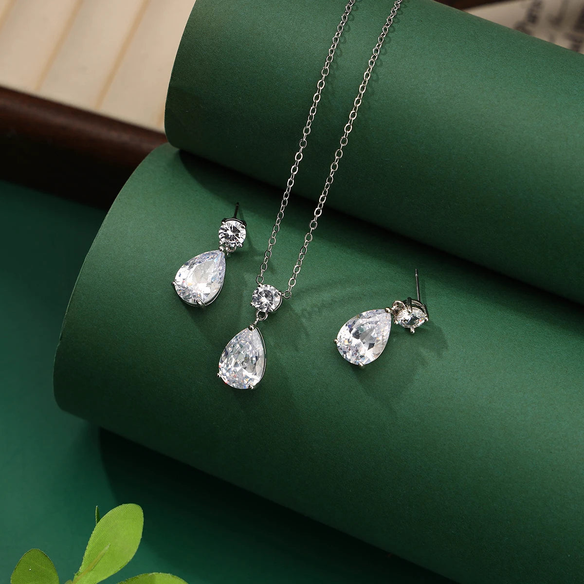 Set of 3 Teardrop Jewelry 
