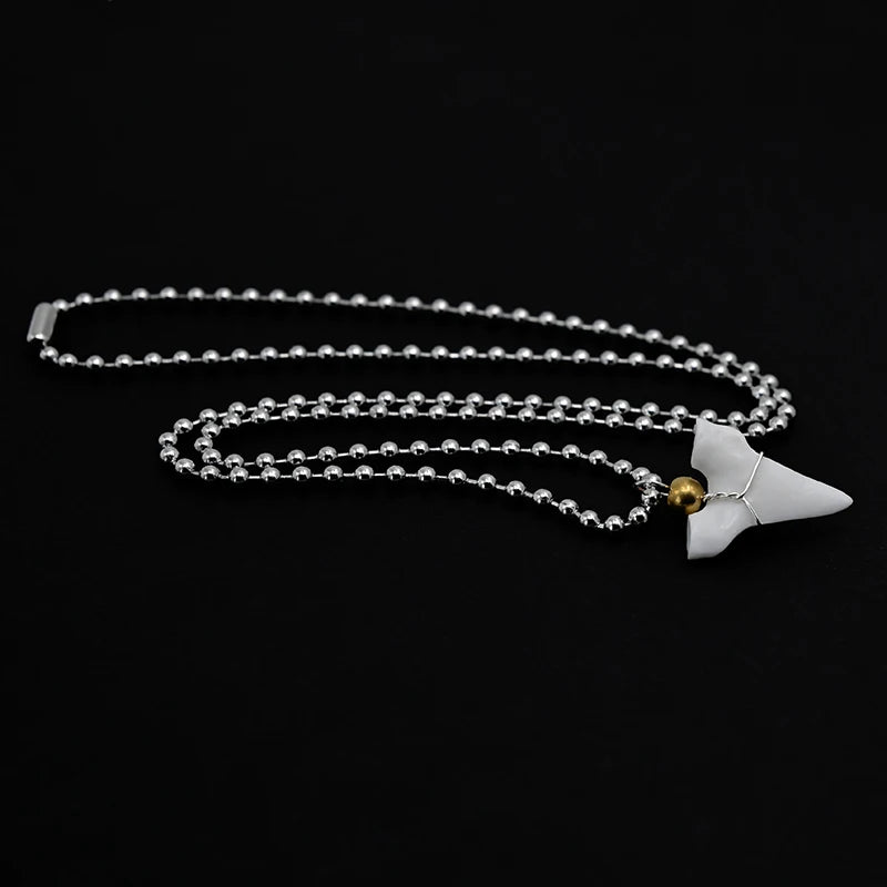 Beyaz Köpekbalığı Dişi Pendentifli Kolye