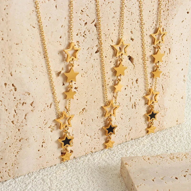Yıldız ve Gök Cisimleri Pendentifli Kolye