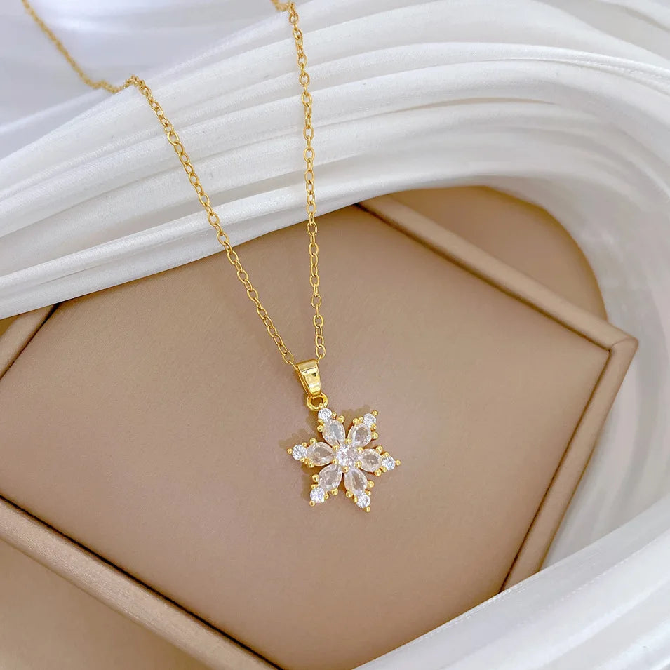 Collier avec Pendentif Flocon de Neige en Cristal