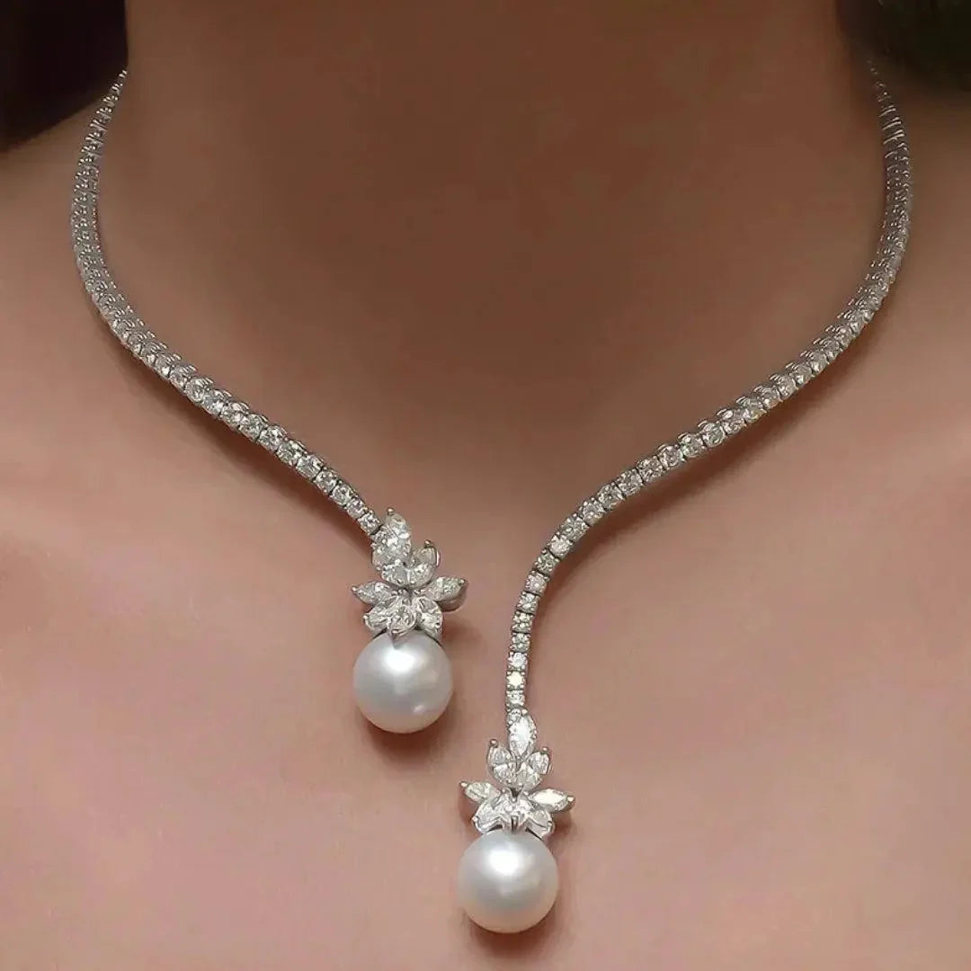 Elegantne särav pärlitega kaelakee 