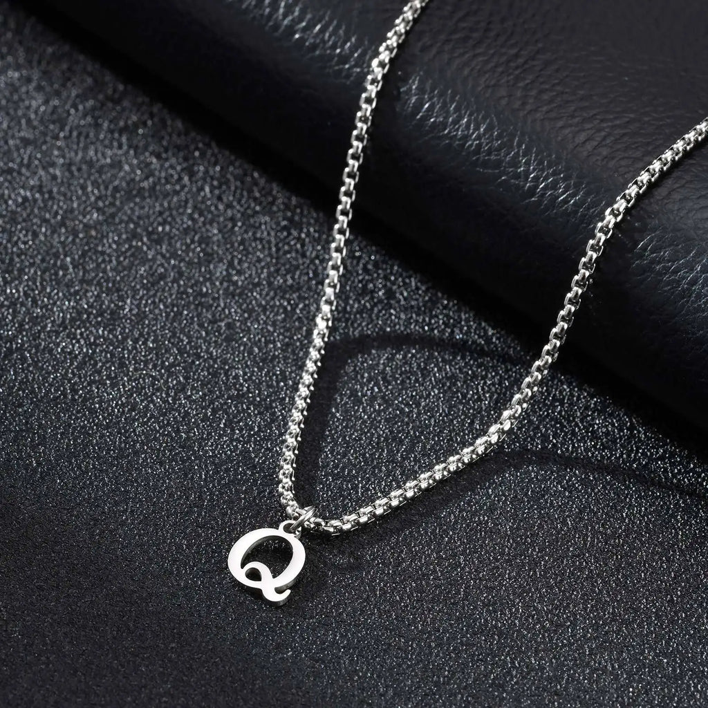 Men's necklace with initial Q pendant
