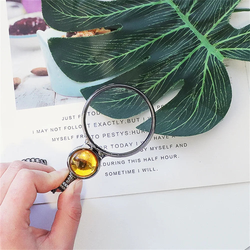 Magnifying Glass Necklace 