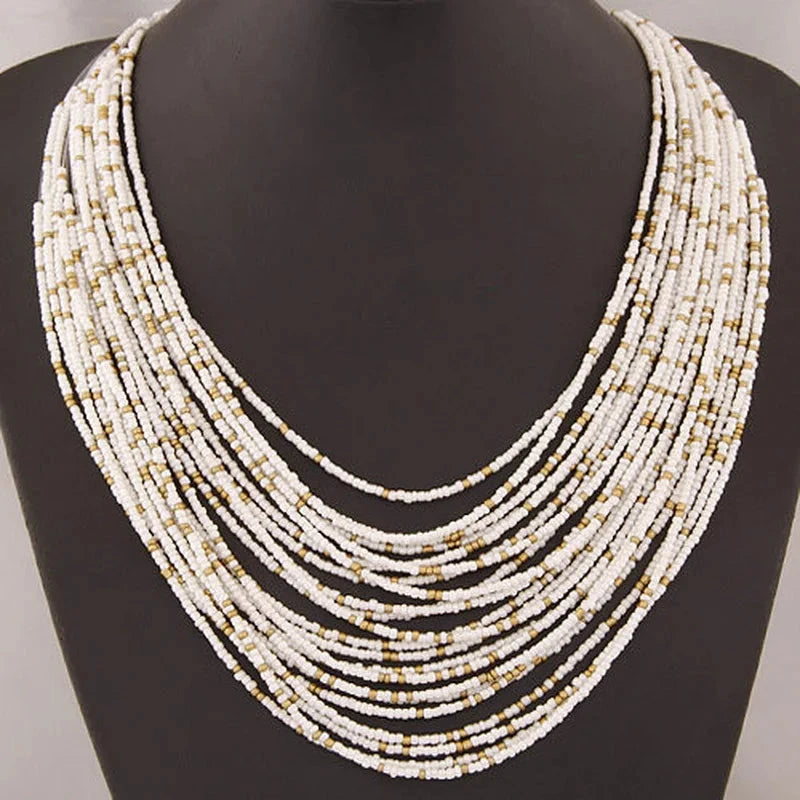 Collier Pendentif Ethniques Africains Multirangs blanc