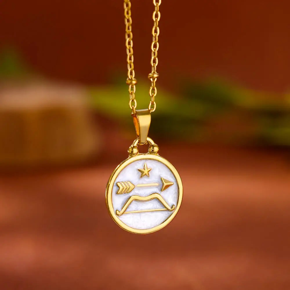 Ogrlica privjesak zlato i bijelo znak Zodijaka 12 konstelacija strijelac