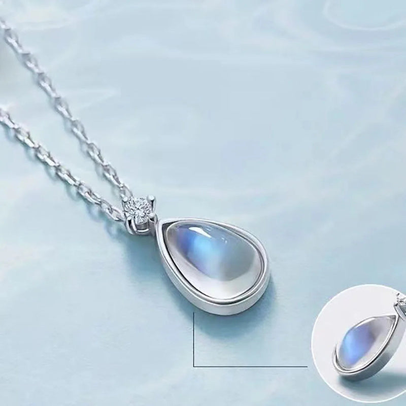 Collier Pendentif Ovale Fertilité de la Femme Pierre de Lune